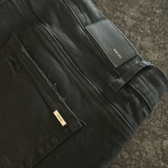 🦁 Amiri Distressed Ripped Jeans - Picture 4 of 17